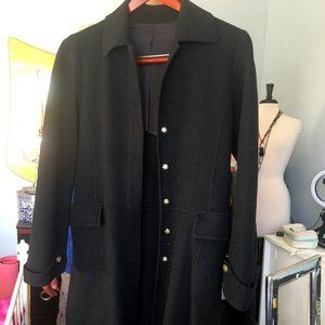 Women black color slim mid-length thin woolen coat